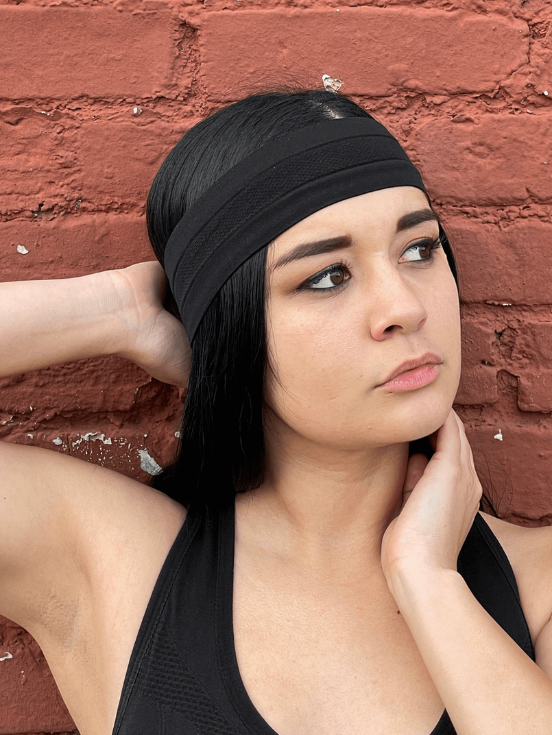 "Moisture-Wicking Sport Headband by Cusuti - Stay cool and focused during workouts."