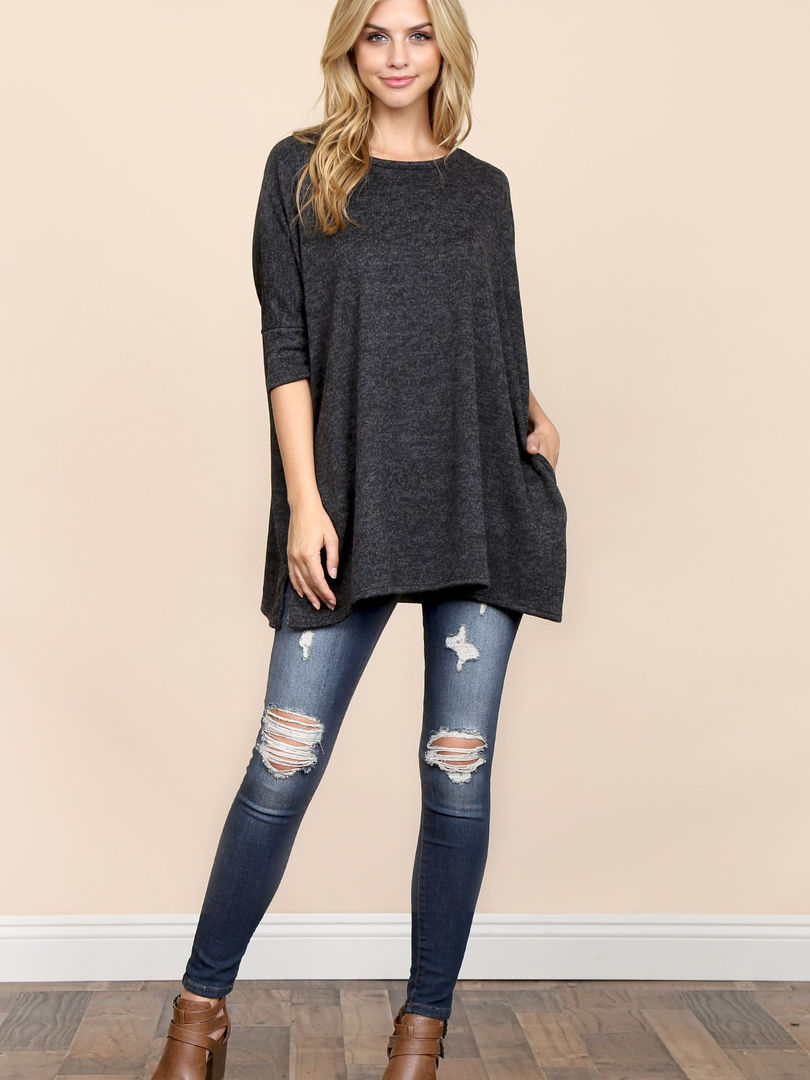 "Two-Tone Hacci Brush Tunic: Cozy Oversized Style. Perfect for casual outings. Cusuti."