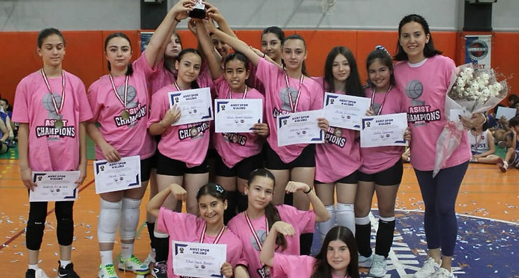 2025 Madalya ve Sertifika Törenimizden Kareler…….........#kücükcekmece #voleybolheryerde #