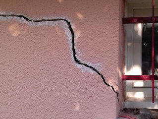 Mouvements de terrains différentiels consécutifs à la sécheresse et à la réhydratation des sols