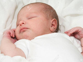 Une demande pour que les naissances fassent partie des "motifs familiaux impérieux",