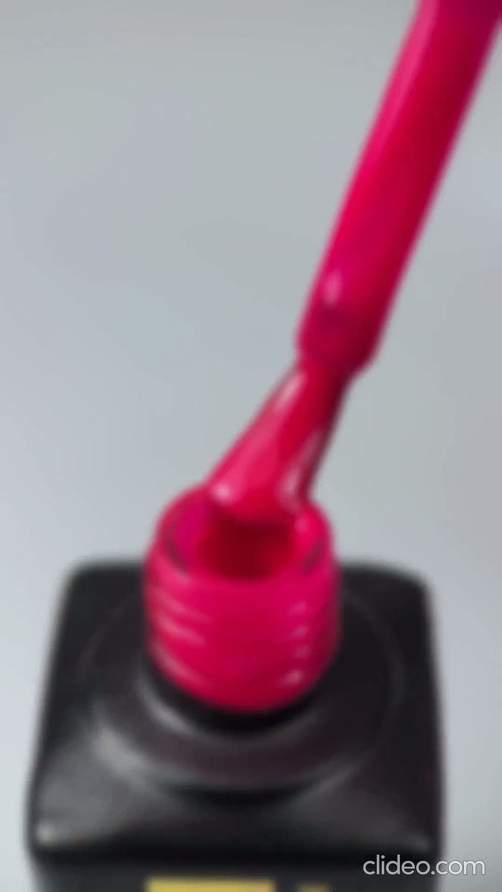 Présentation  de vernis semi-permanent Pink Punch
