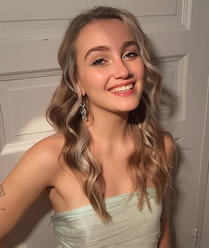 Facetune_27-12-2024-13-39-11 (2).jpeg