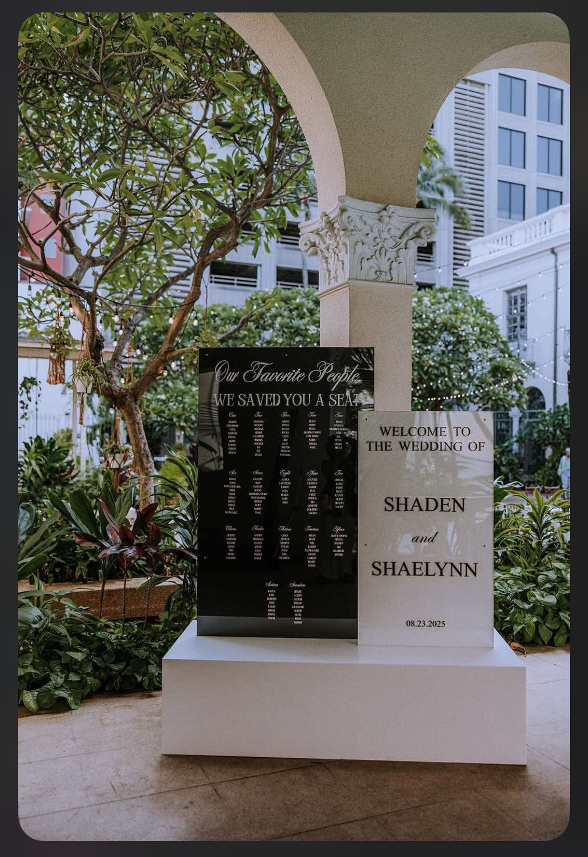 Signage, Welcome/Seating