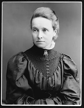 Millicent Fawcett 1900.jpg