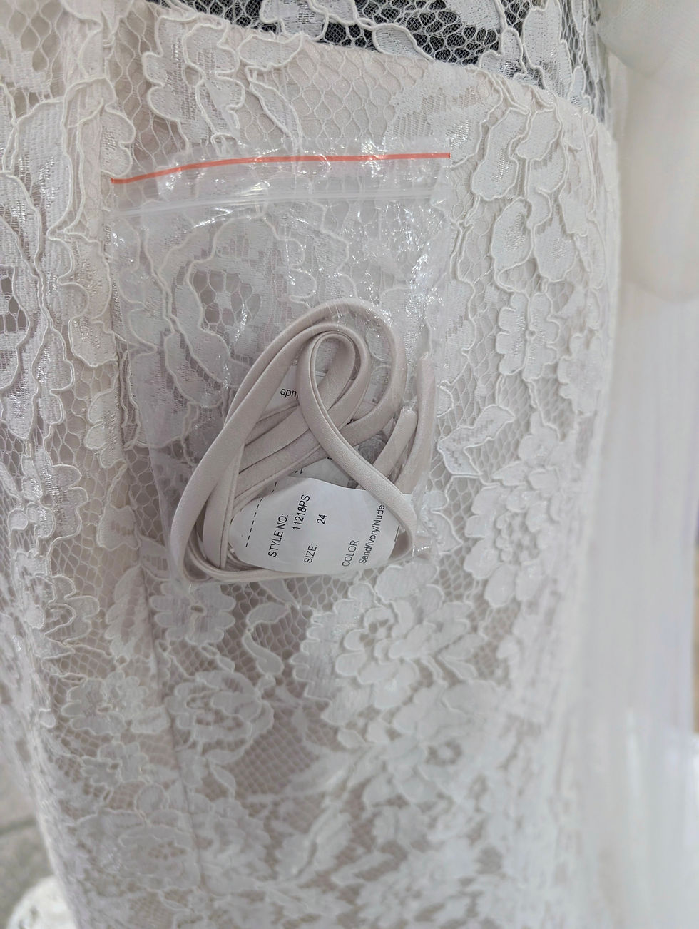 Thumbnail: Justin Alexander Adore lace wedding dress size 24 in sand and ivory