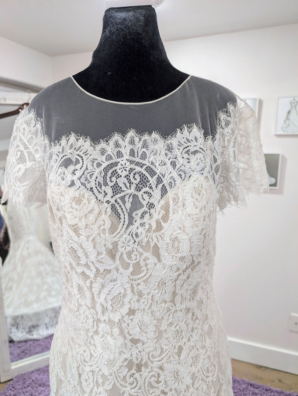 Thumbnail: Madison James MJ166 Antique Ivory size 12