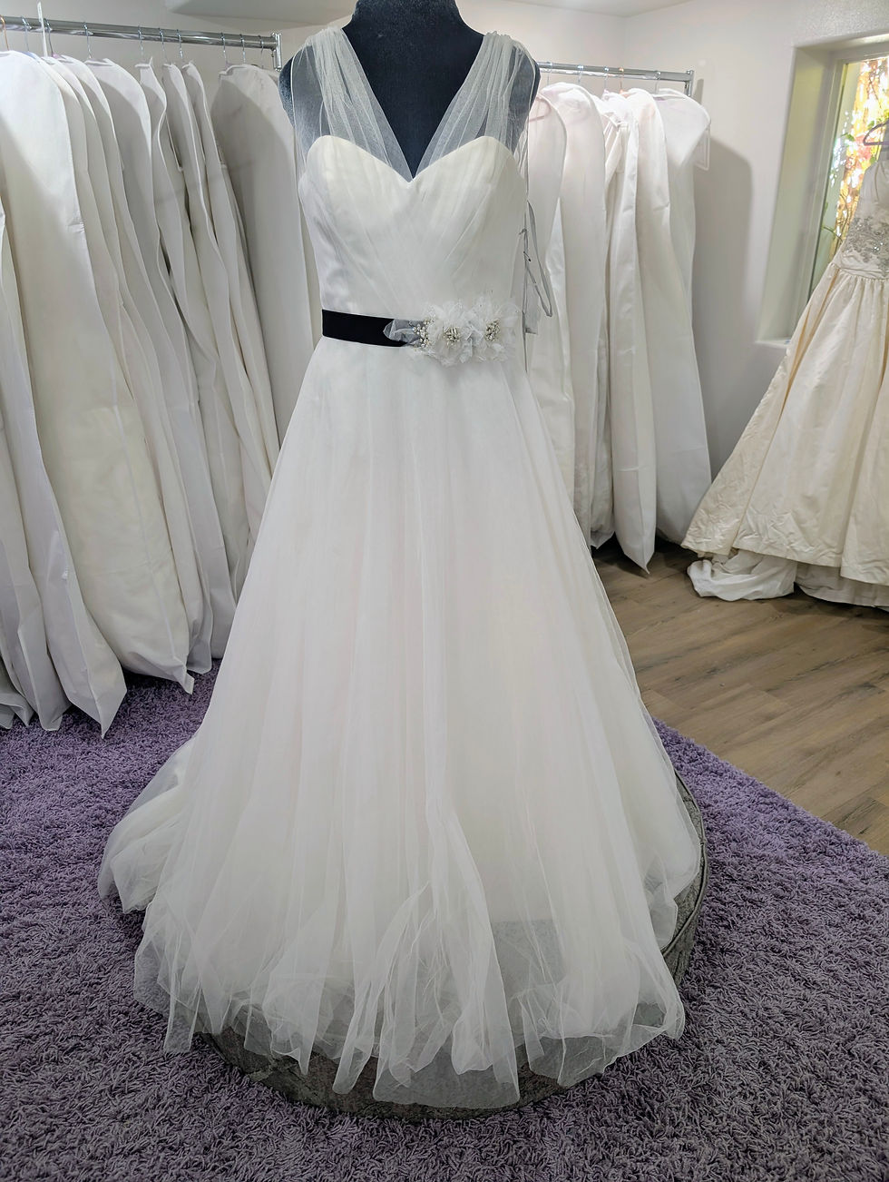 WTOO Phoenix by Watters White Wedding dress featuring black belt and Tulle flowers size 10