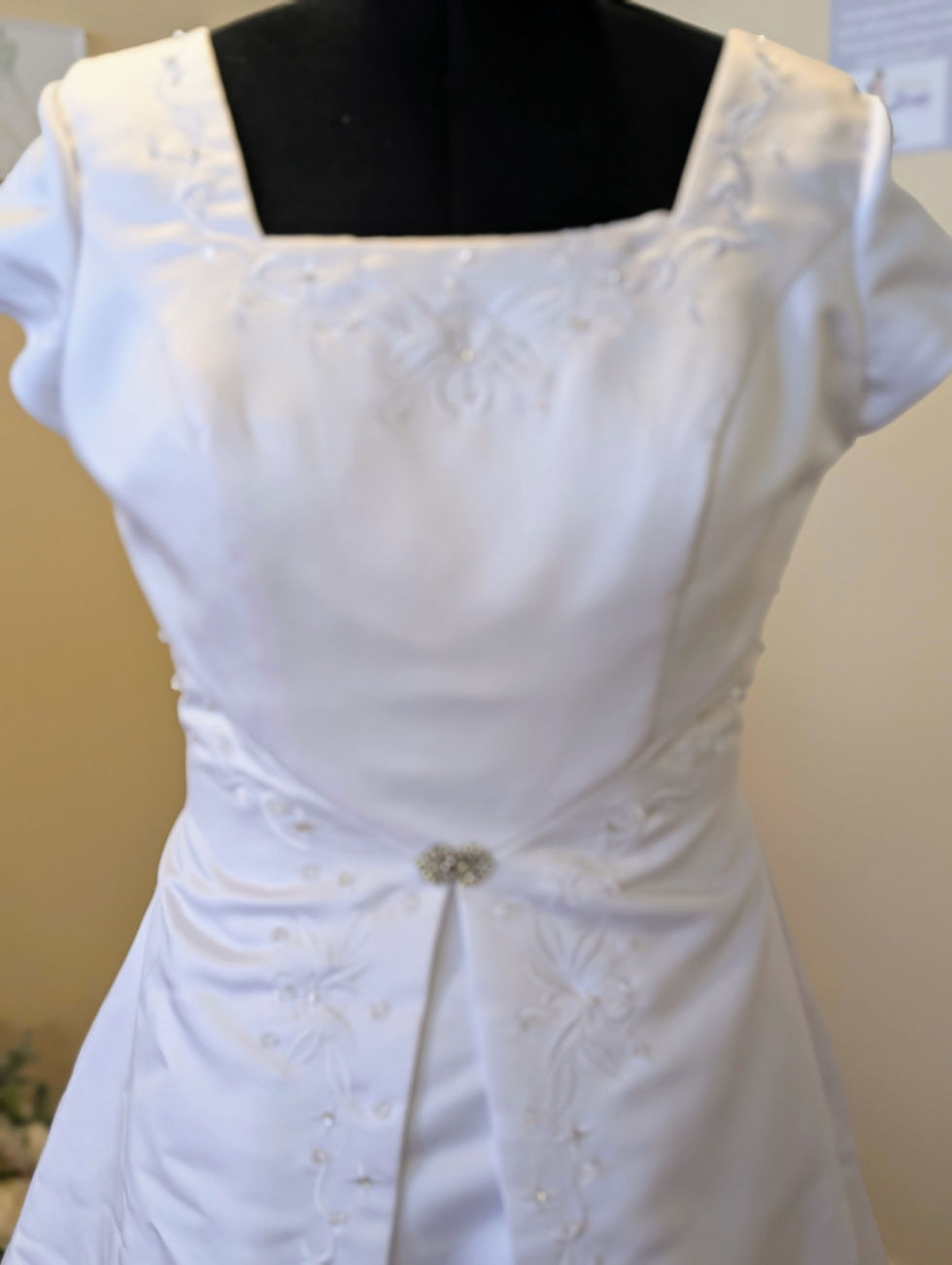 Thumbnail: Millenial Eternity A-Line Wedding Dress Size 16 in White.