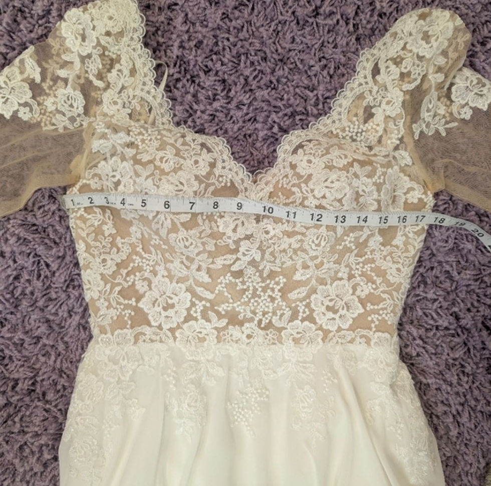 Thumbnail: Sweetheart A-Line Wedding Dress Hi-Low Size 8