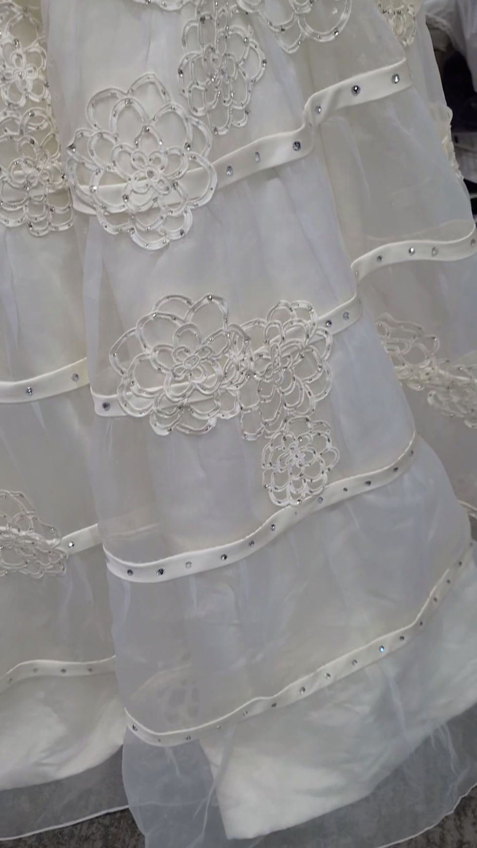 Thumbnail: Oleg Cassini CWG344 Size 10