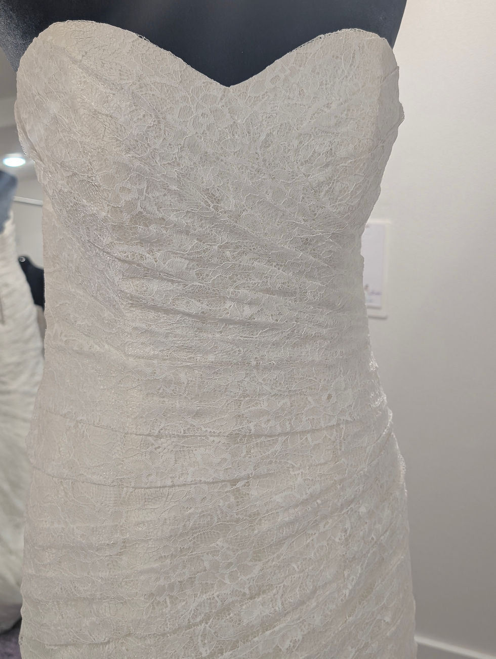 Thumbnail: Private Label 18900 Lace Fit and Flare Wedding Dress Size 12