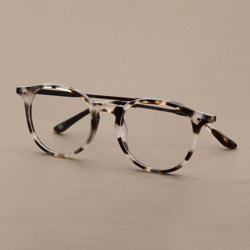 Berry_ivory tort front square