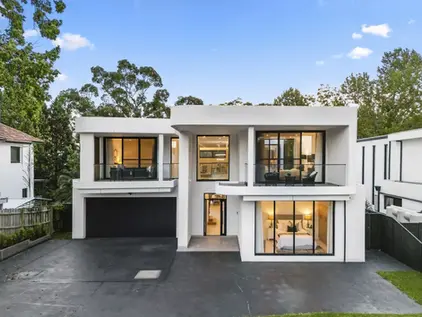 Outdoor Area and garage
