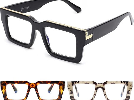 Trendy Glasses for Readers