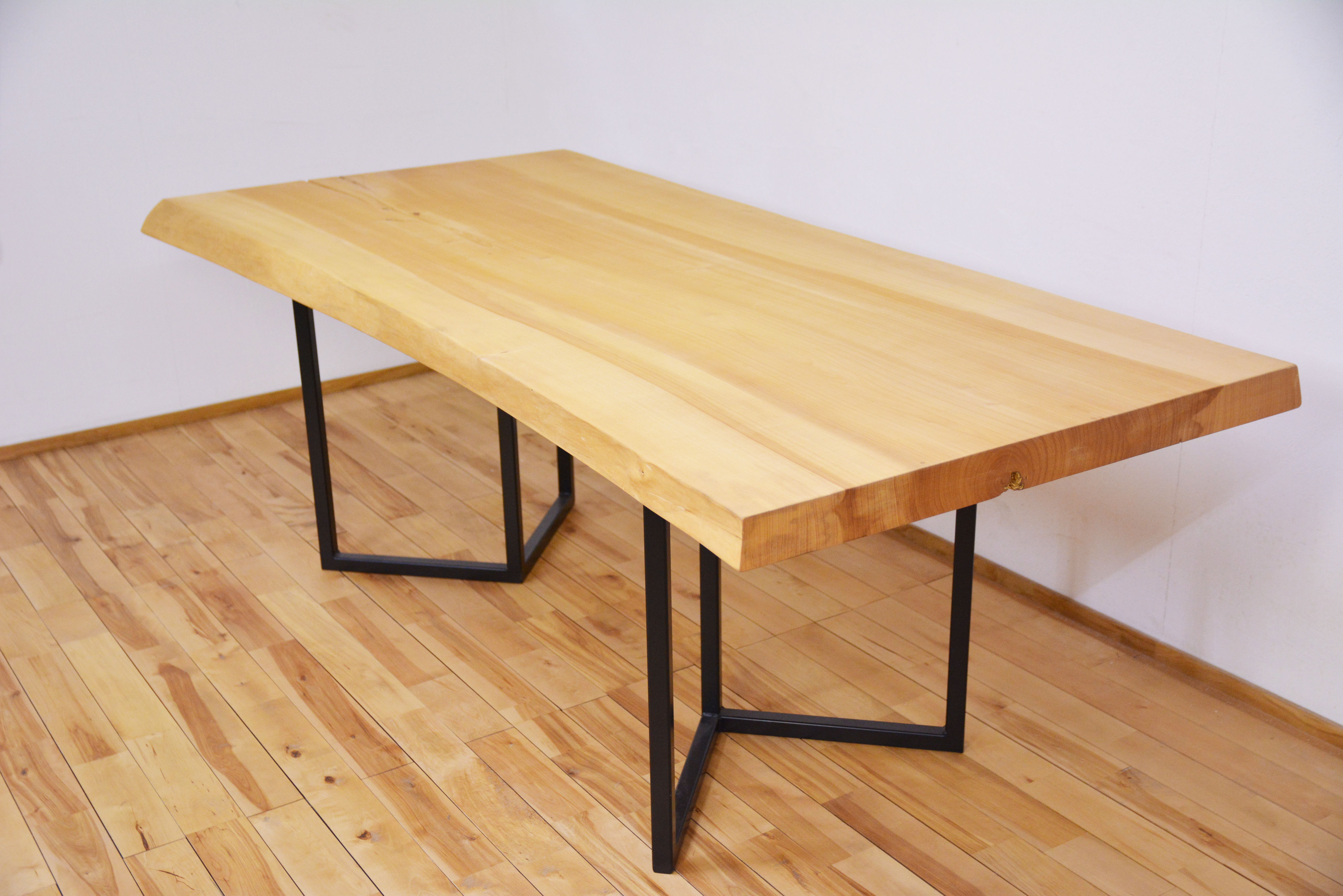 イチョウ一枚板