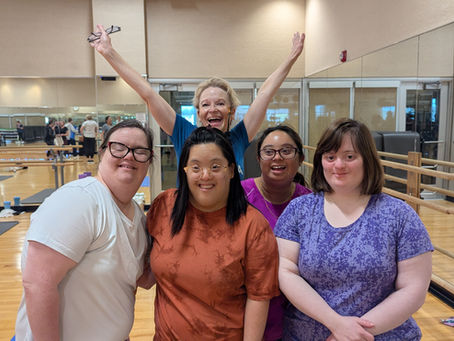 Friends Group: Moms and Daughters on a Fitness Journey