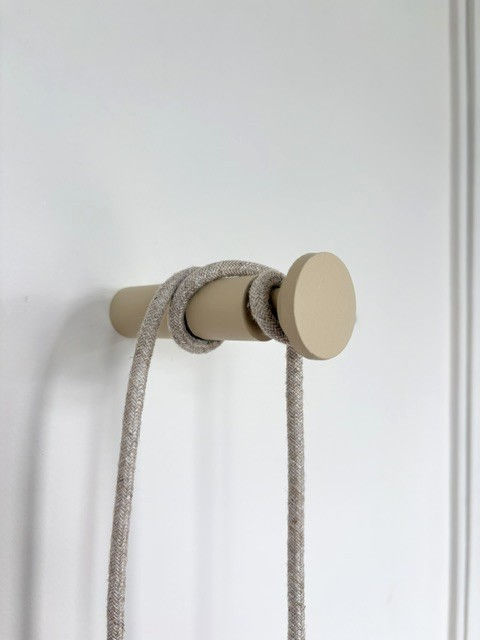 Thumbnail: potence beige pour suspendre l'applique en papier maché