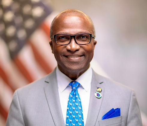 1745796637_mayor25 front open.jpg