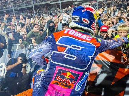 Daytona 2026: Tomac entra para a história no AMA Supercross e Hammaker vence na 250SX Leste