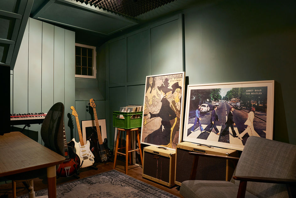 Hazlett, Boy In Space, Freddy Alexander, Noel, BLNK Music studios, Stockholm Sweden, BLNK Music, independent music label, publishing and management (mgmt)