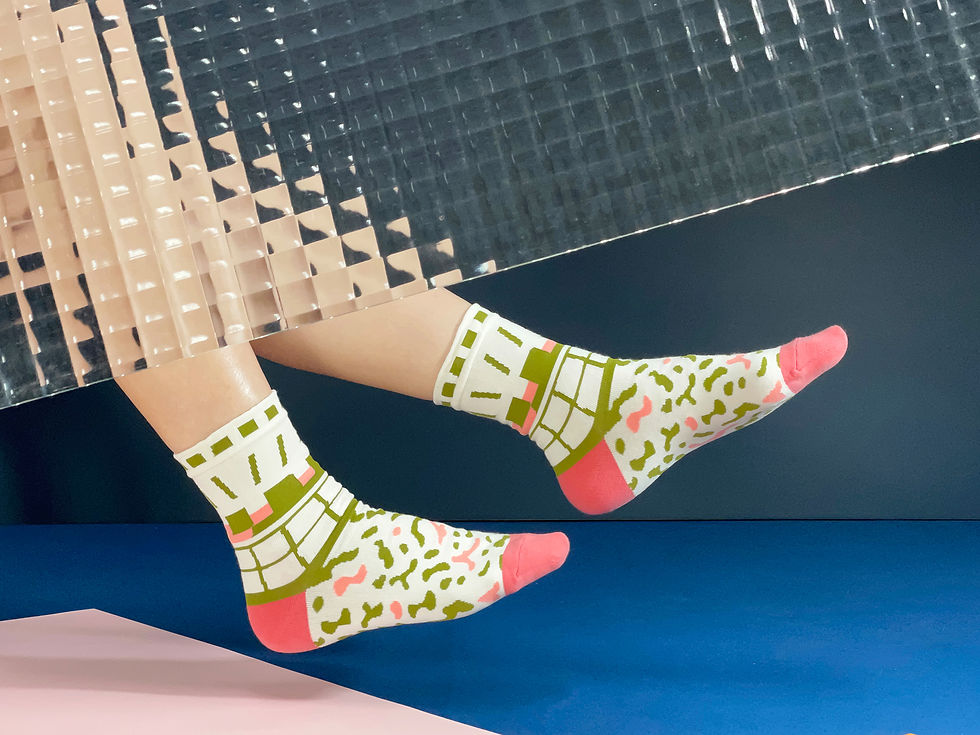 Thumbnail: Parcel Unisex Crew Socks / White