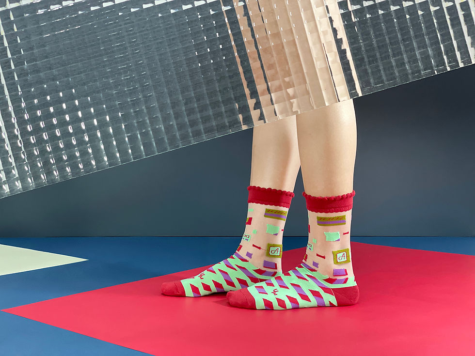 Thumbnail: Paper Scraps See-through Sheer Socks / Carmine