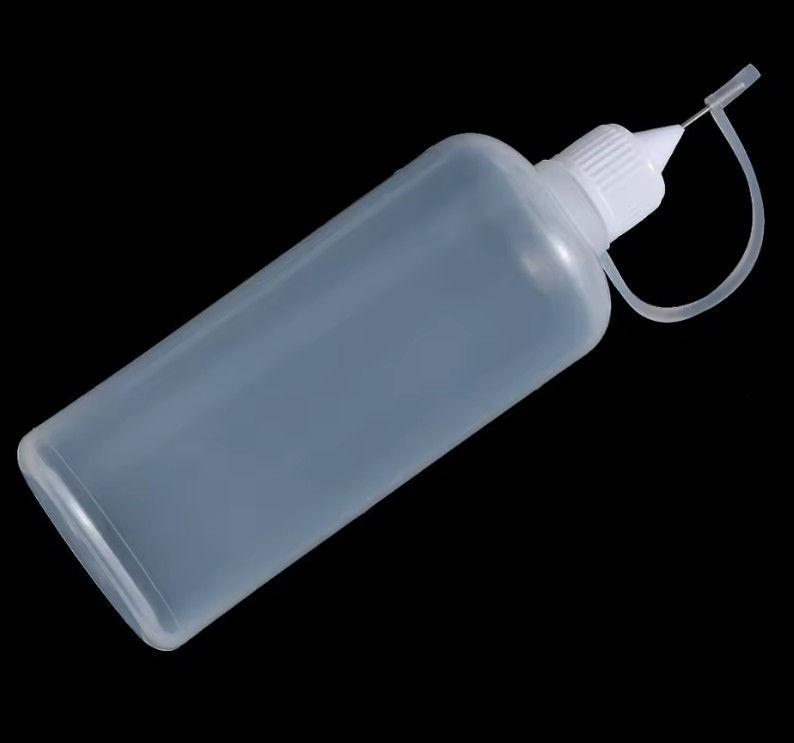 Fine Tip Glue Bottle 3.38 oz. (5002)