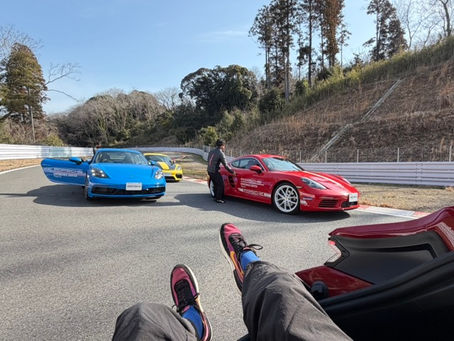 Car to car Photography in Tokyo with Porsche