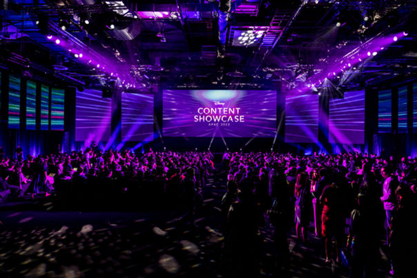 Disney Media Conference in Singapore, Many people