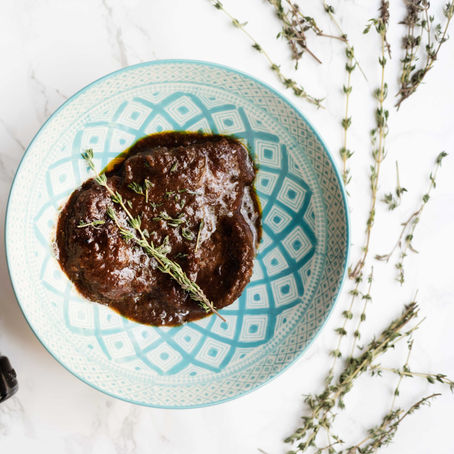 Carrilleras de cerdo ibérico al vino tinto y Vinagre al Pedro Ximénez Naturvie