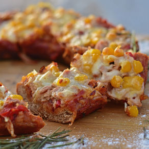 Pizza aus dem Omnia Backofen