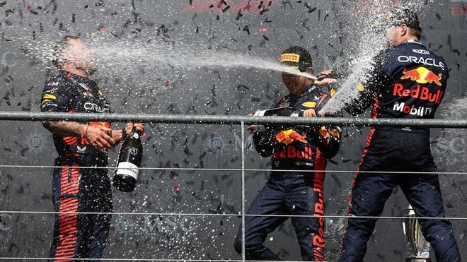 Horner habla del interés por el asiento de Red Bull: "Es por la posición en la que estamos"