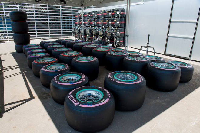 ¿HAY ORO AL FINAL DEL ARCOÍRIS?
La colorida contribución de Pirelli a la escena de F1®