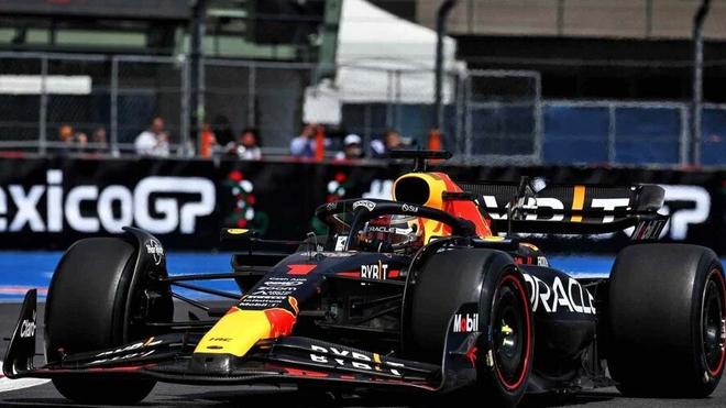 Max Verstappen domina la jornada de viernes en el GP de México