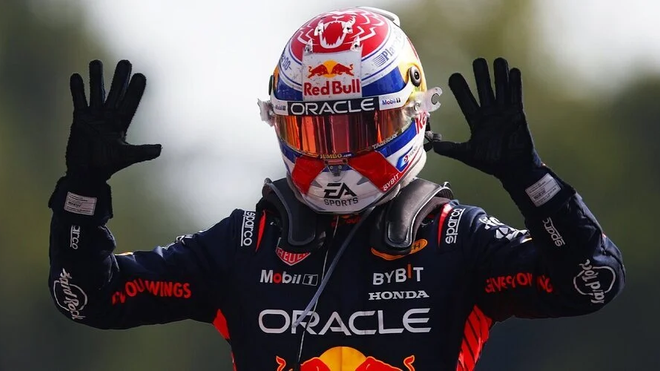 Gerhard Berger: "Verstappen y Senna son los mejores que he visto en los últimos cincuenta años"