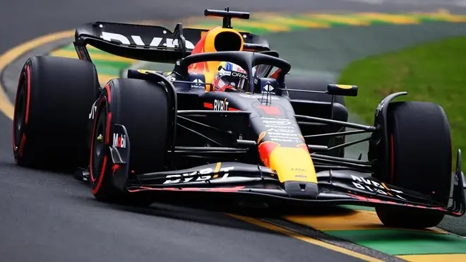 Verstappen continúa su supremacía y se lleva la Pole en Melbourne por delante de los Mercedes