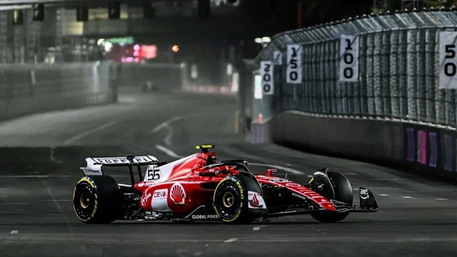 Sainz, tras el GP de Las Vegas: "Hemos limitado daños y sumado puntos importantes para el subcampeon