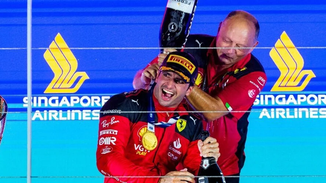 Frédéric Vasseur, a los pies de Sainz: "Ha tenido una actuación magistral en la carrera"