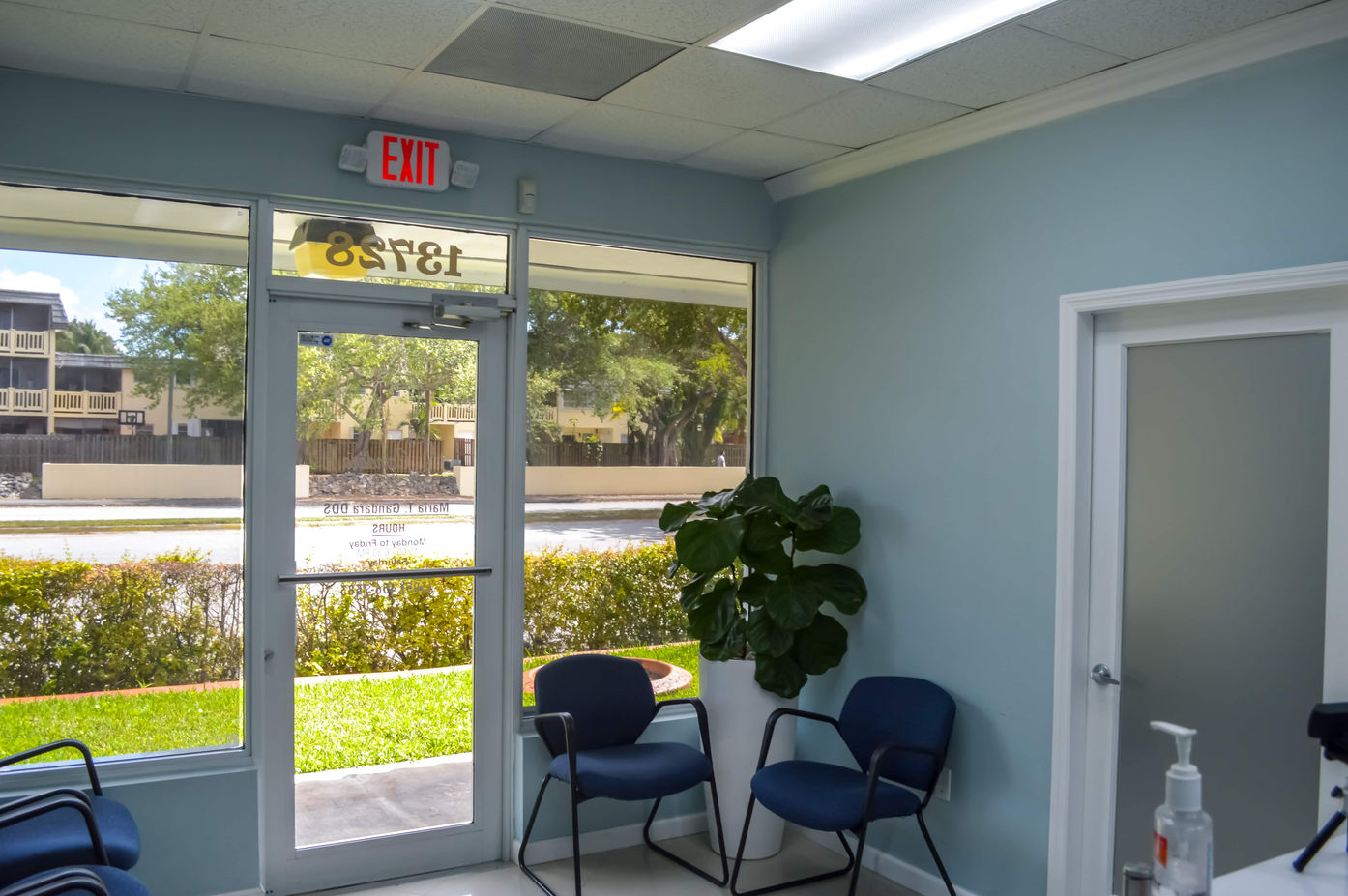 Gandara Dental Lobby