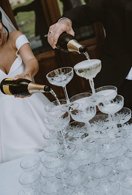 wedding-gardasee-champagner.jpg