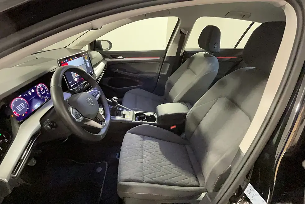 Miniatura: VOLKSWAGEN GOLF 8.5 LIFE