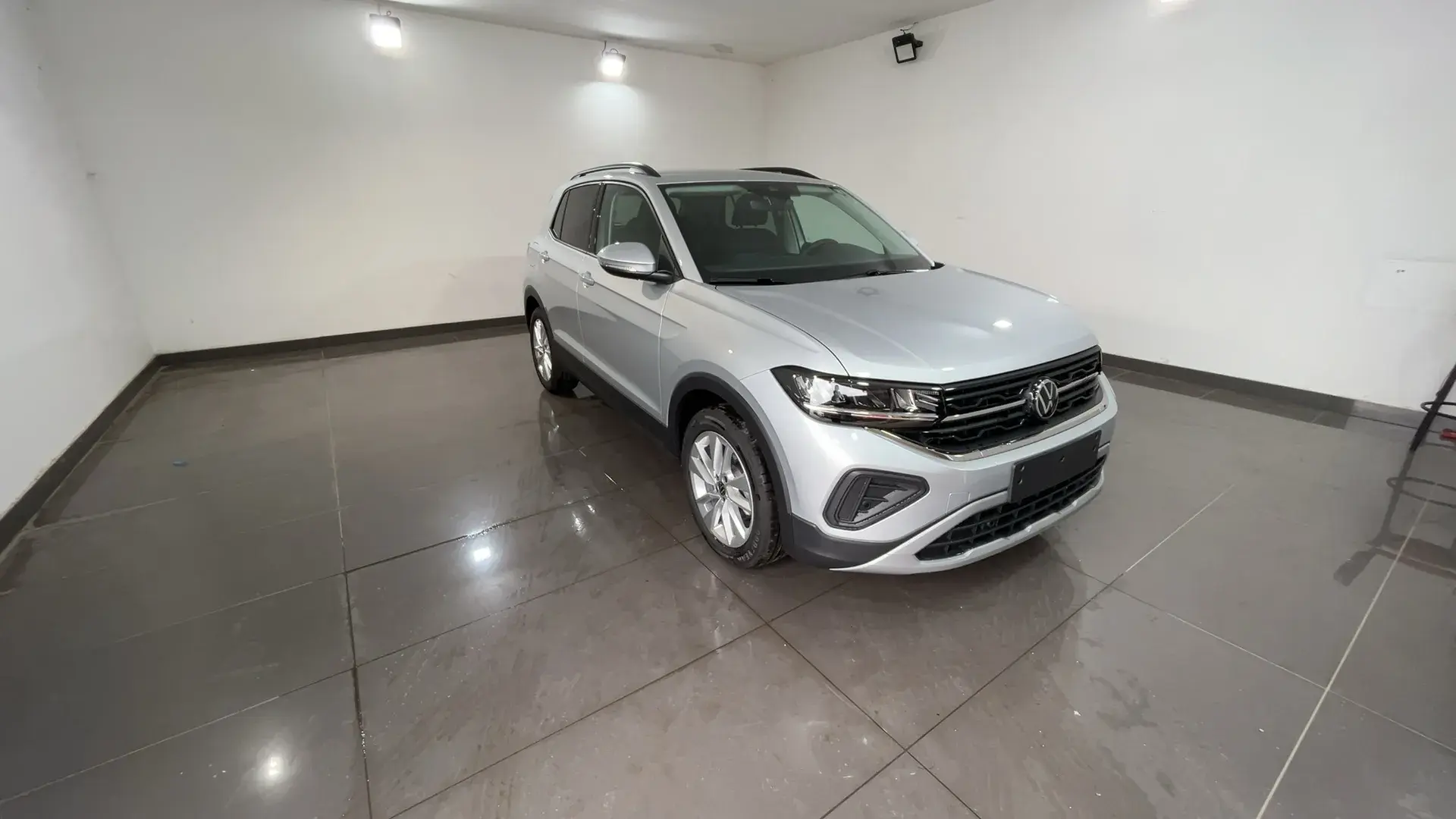 NEW VOLKSWAGEN T-CROSS EDITION PLUS