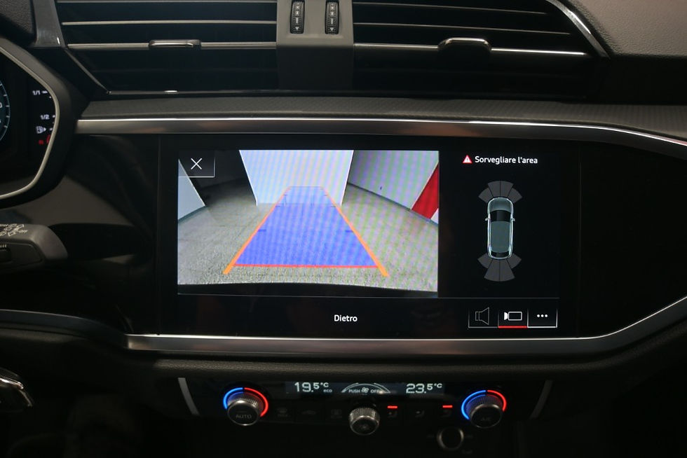 Miniatura: AUDI Q3 SPORTBACK BUSINESS PLUSS S-TRONIC