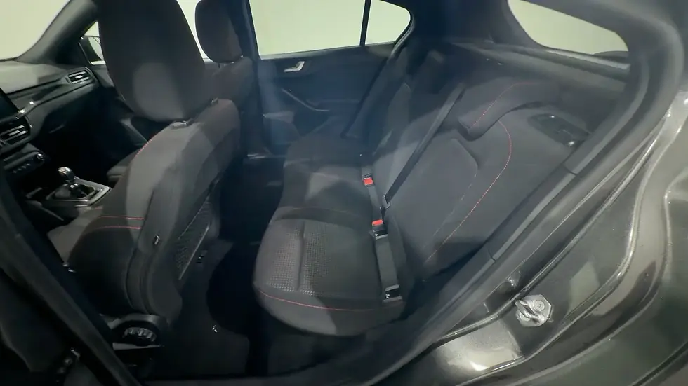 Miniatura: FORD FOCUS ST-LINE