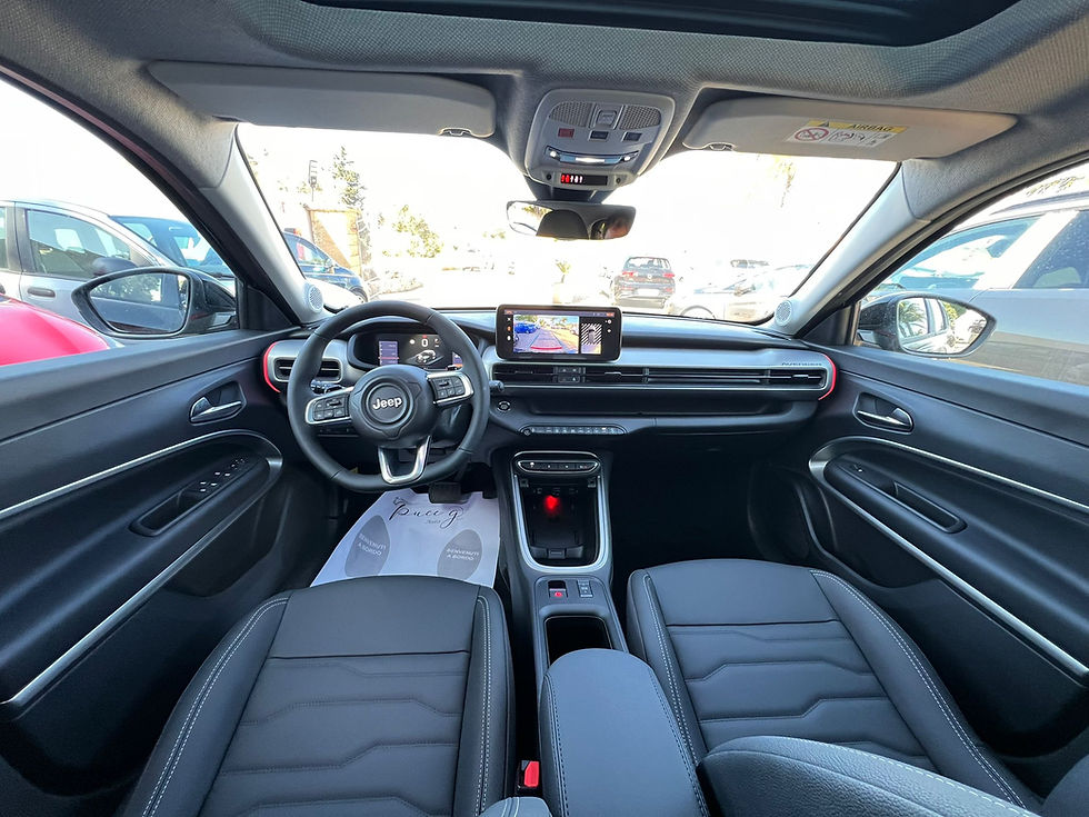 Miniatura: NEW JEEP AVENGER SUMMIT