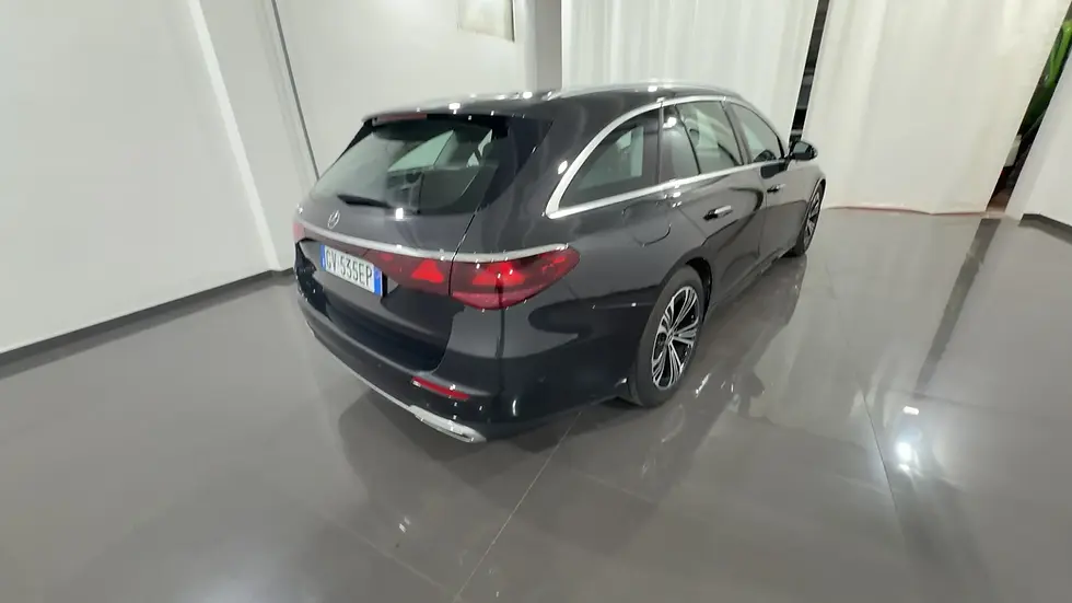 Miniatura: MERCEDES-BENZ E 220D SW ADVANCED PLUS