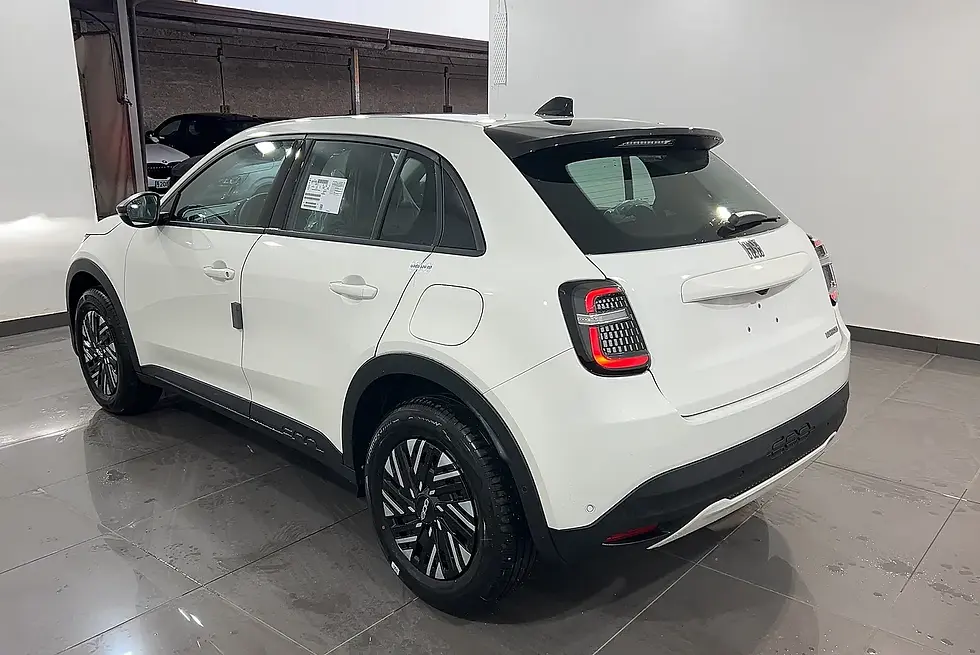 Miniatura: FIAT 600  HYBRID DCT