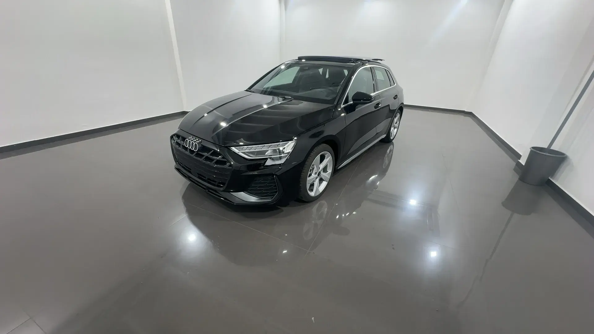 NEW AUDI A3 SPORTBACK S-LINE S-TRONIC