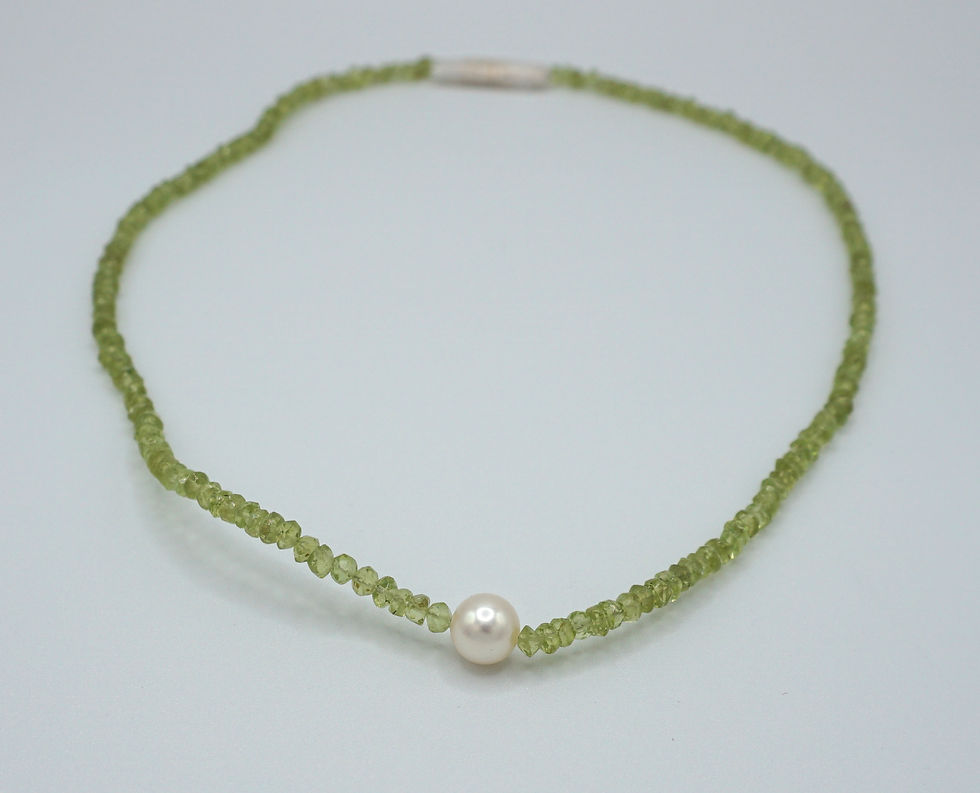 Thumbnail: 18 Inch Faceted Gemstone Necklace with 8-9 MM Pearl and 14 K Yellow Gold Clasp